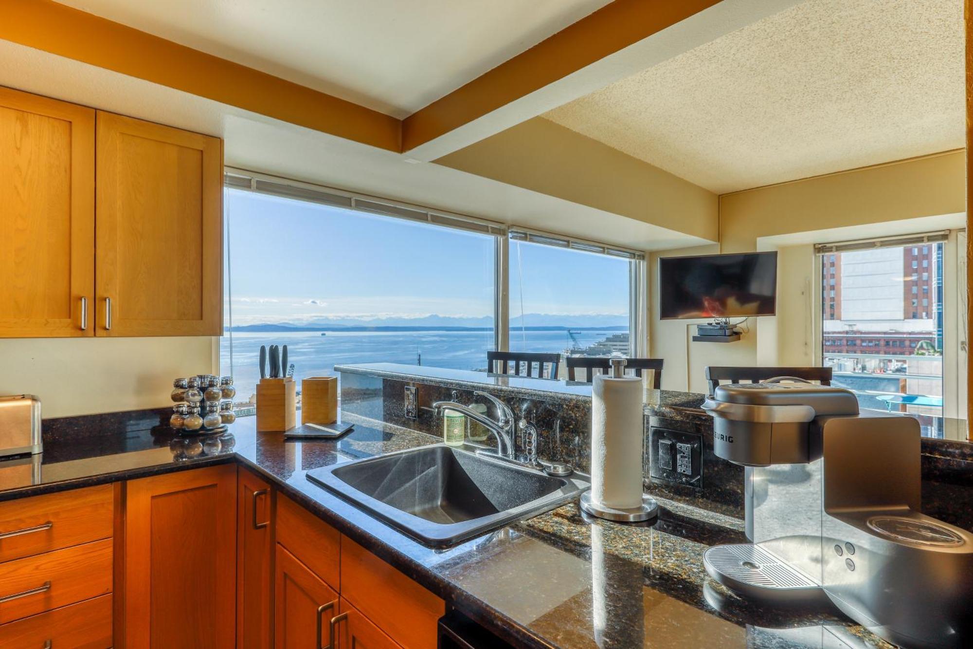 Newmark Tower Seattle Quarto foto