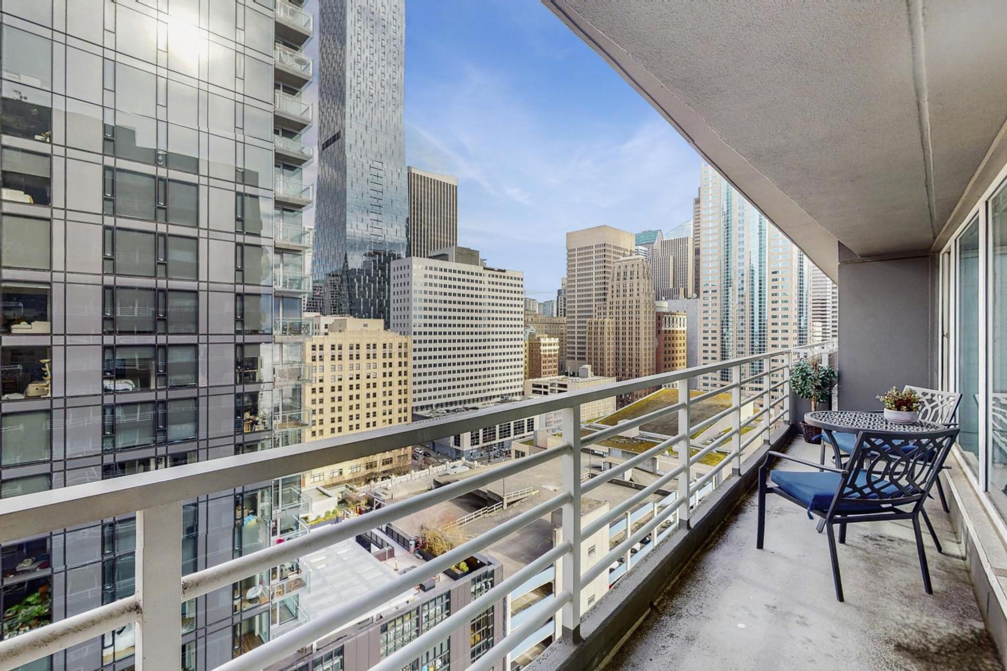 Newmark Tower Seattle Quarto foto