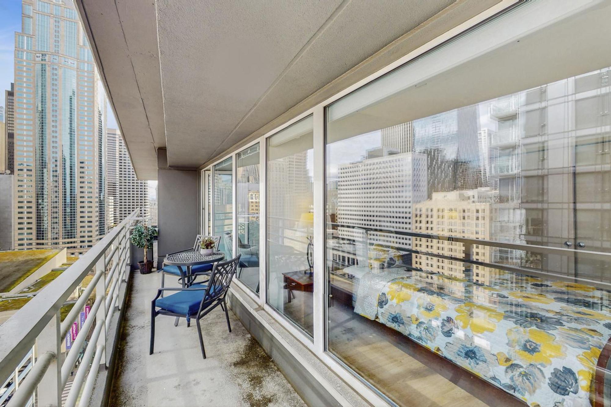 Newmark Tower Seattle Quarto foto